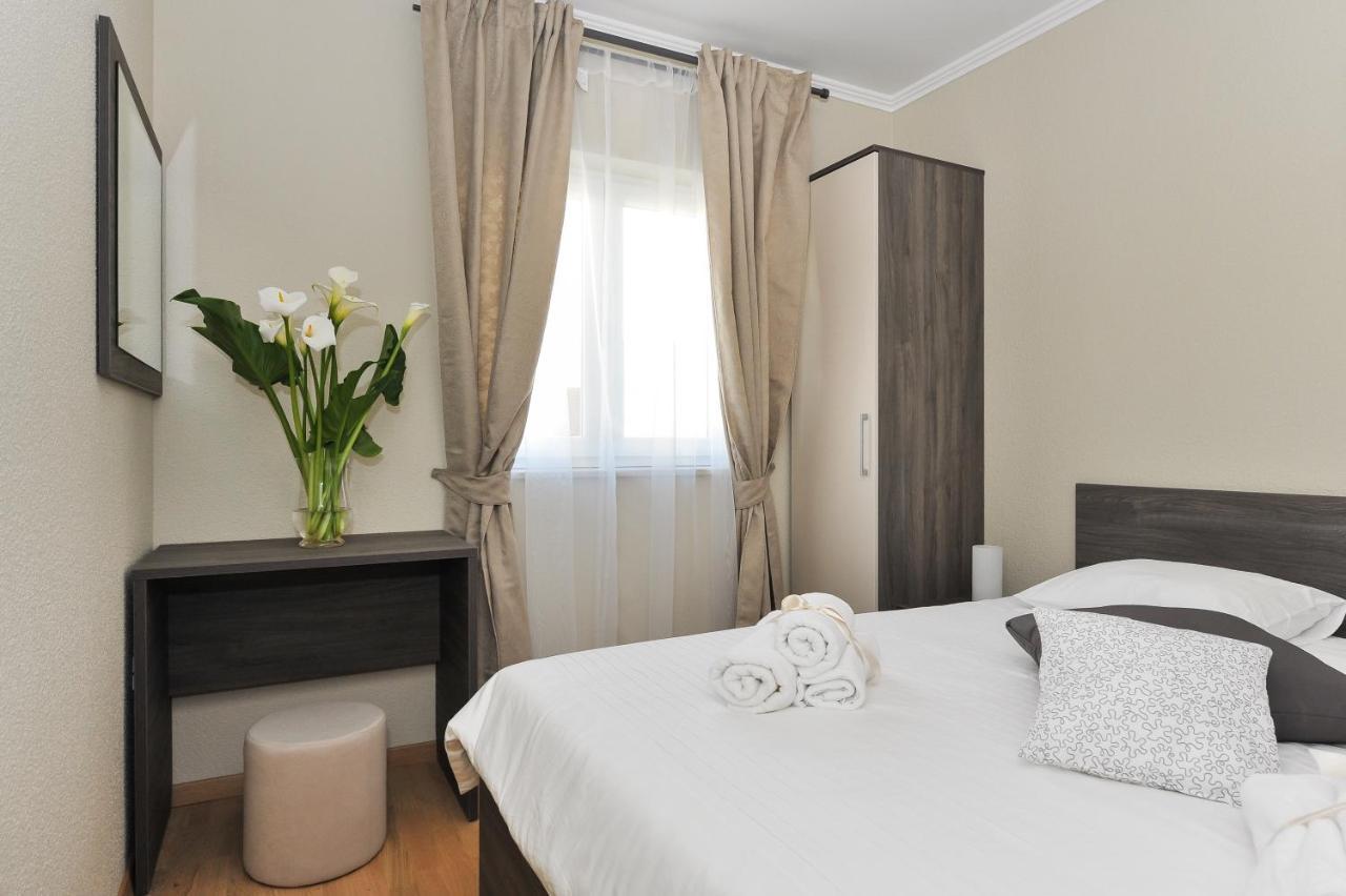 Apartmani Peric 1 Meka Draga Obrovac Exterior foto