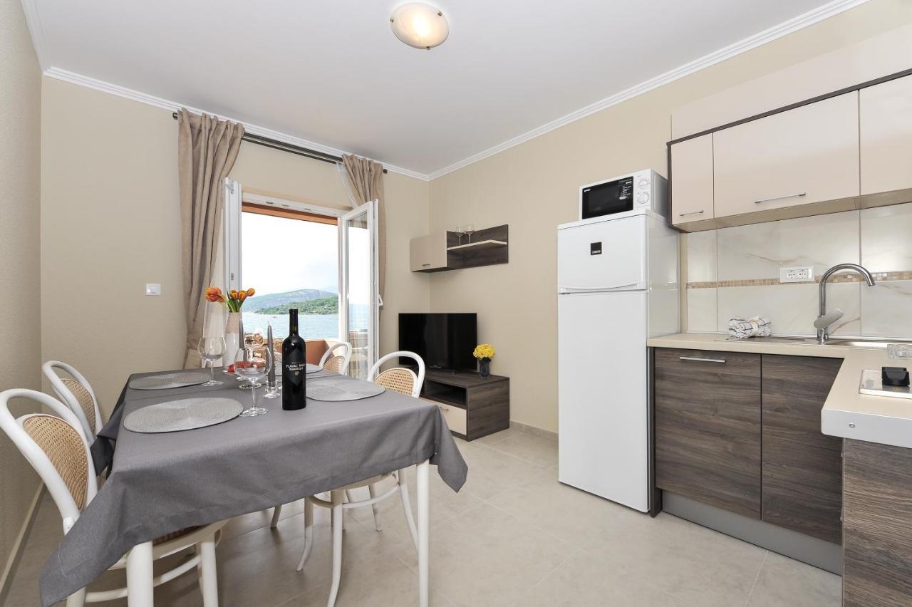 Apartmani Peric 1 Meka Draga Obrovac Exterior foto